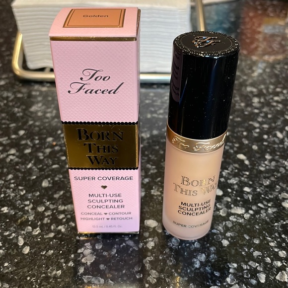 Too Faced Born Like This - Picture 3 of 5